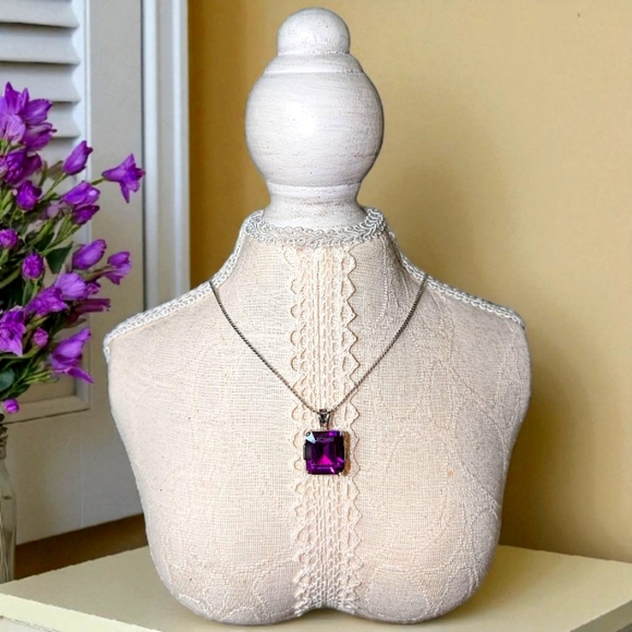 Ameythyst Emerald Cut Gemstone Pendant On 18" Silver Serpentine Chain Necklace - Picture 3 of 6